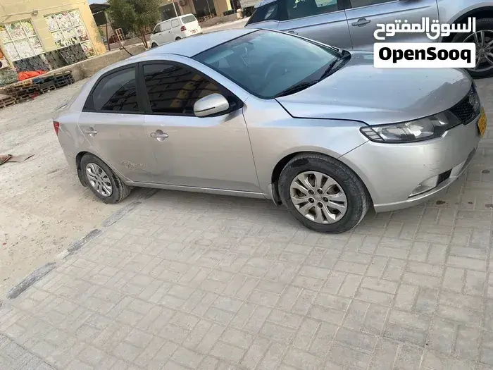 Kia Cerato 2012 photo 3