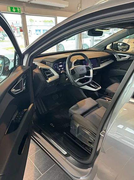 Audi Q4 E-Tron 2024 photo 2