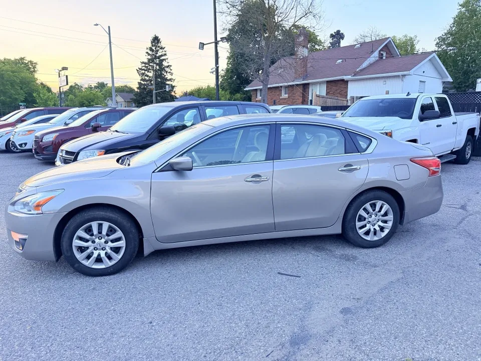 Nissan Altima 2013 photo 3