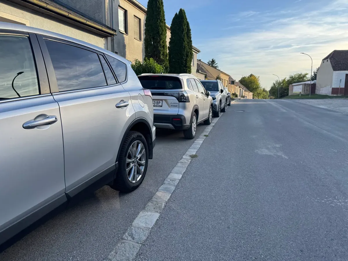 Toyota Rav4 2016 photo 3