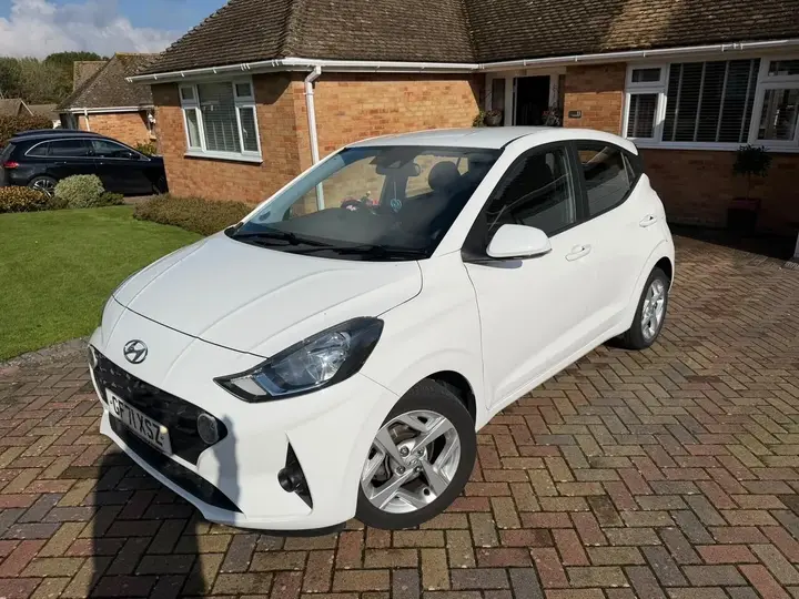 Hyundai I10 2021 photo 3