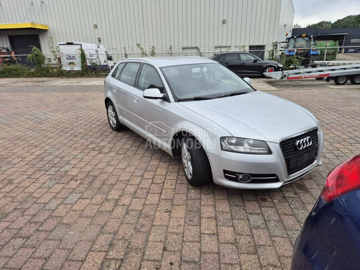 Audi A3 2012 photo 2