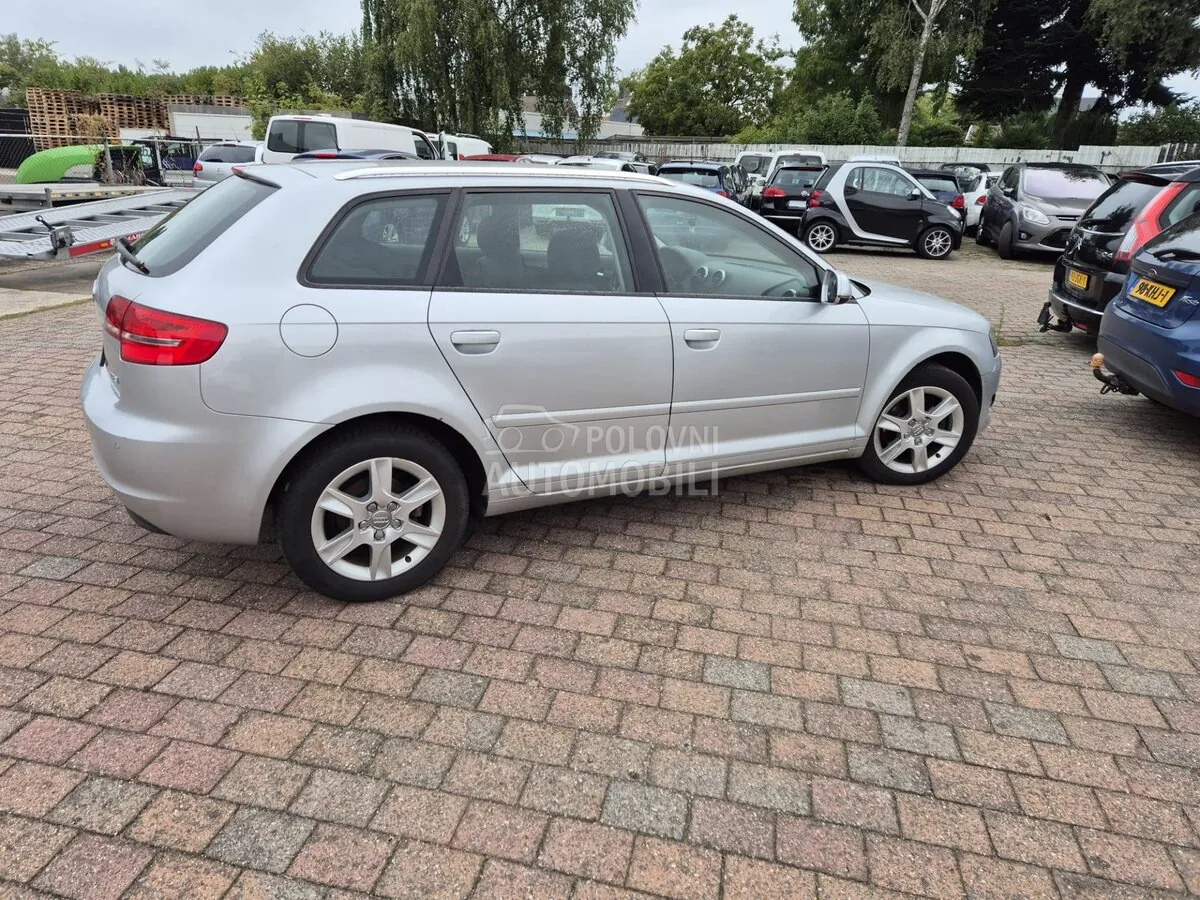 Audi A3 2012 photo 3