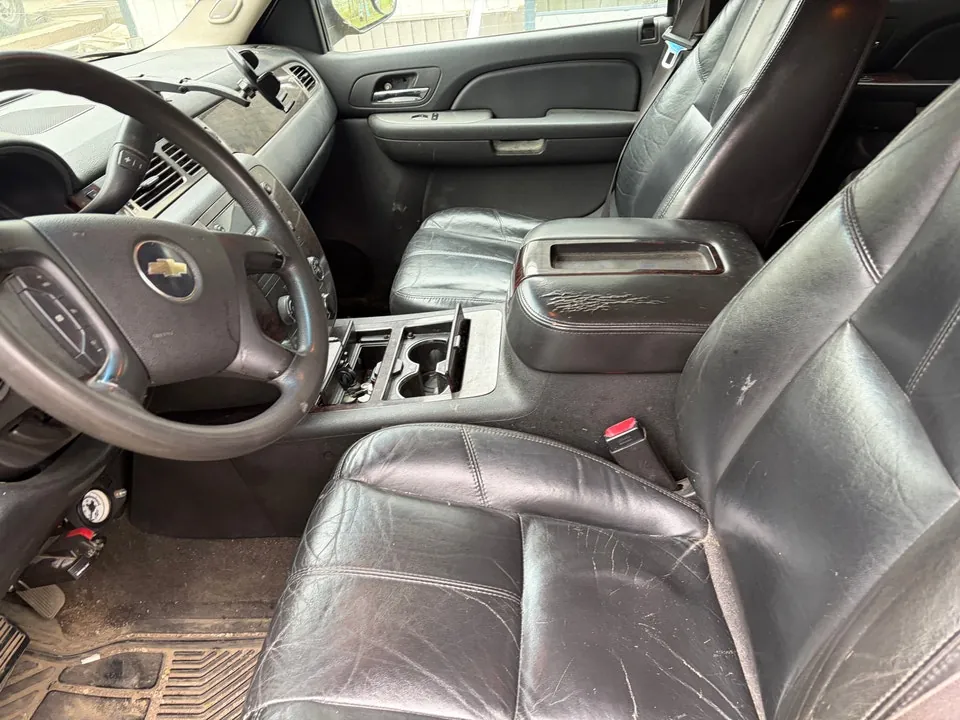 Chevrolet Suburban 2008 photo 5
