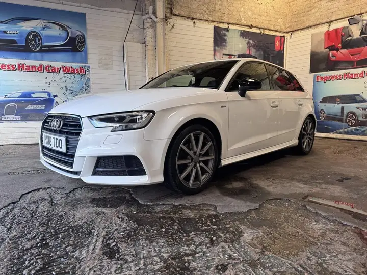 Audi A3 2018 photo 2