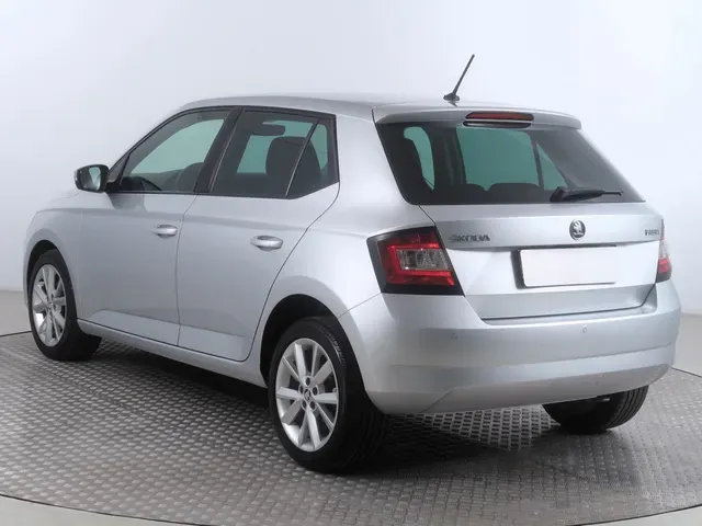 Skoda Fabia 2018 photo 3