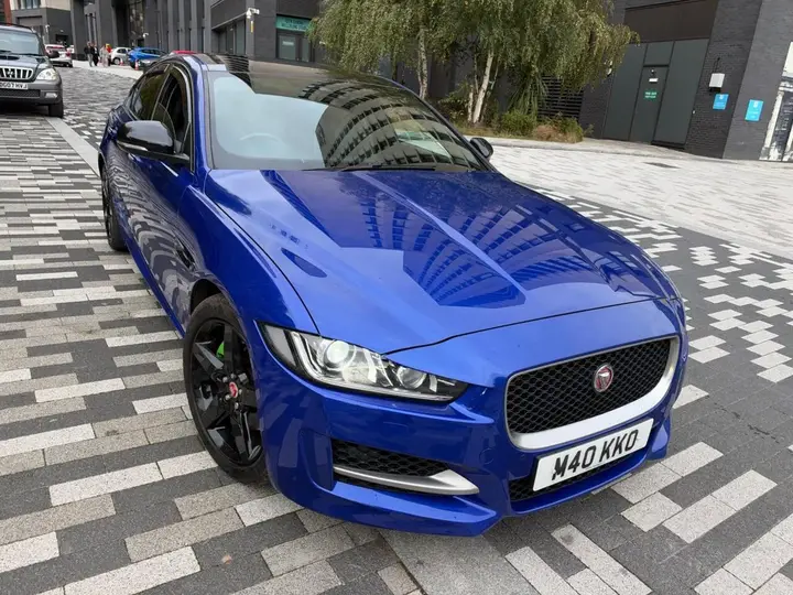 Jaguar Xe
