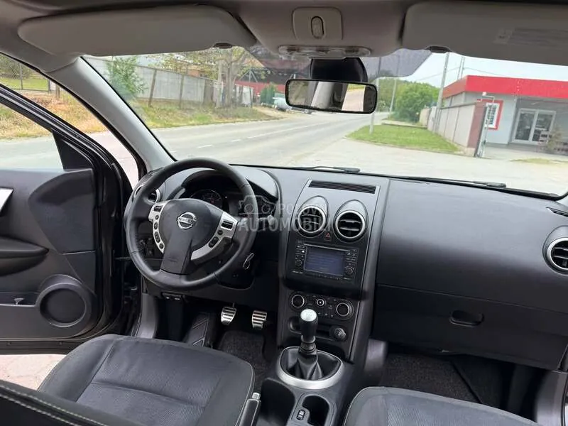 Nissan Qashqai 2011 photo 3