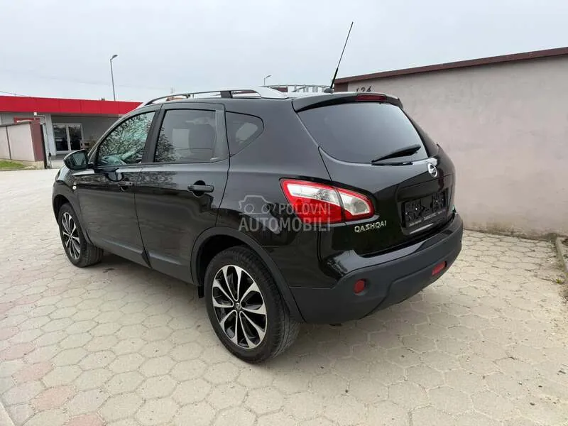 Nissan Qashqai 2011 photo 2