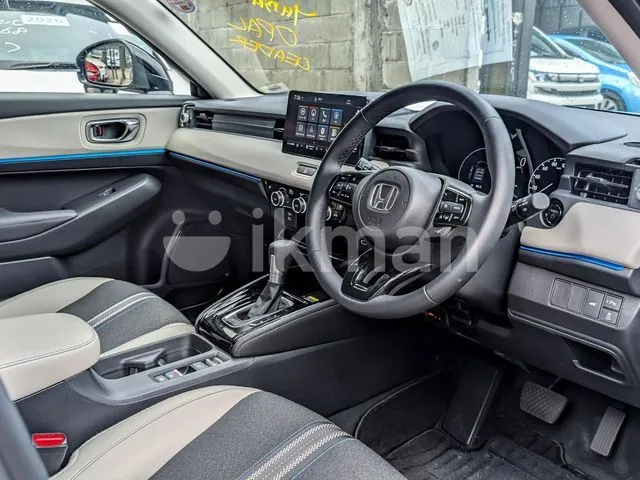 Honda Vezel 2024 photo 2