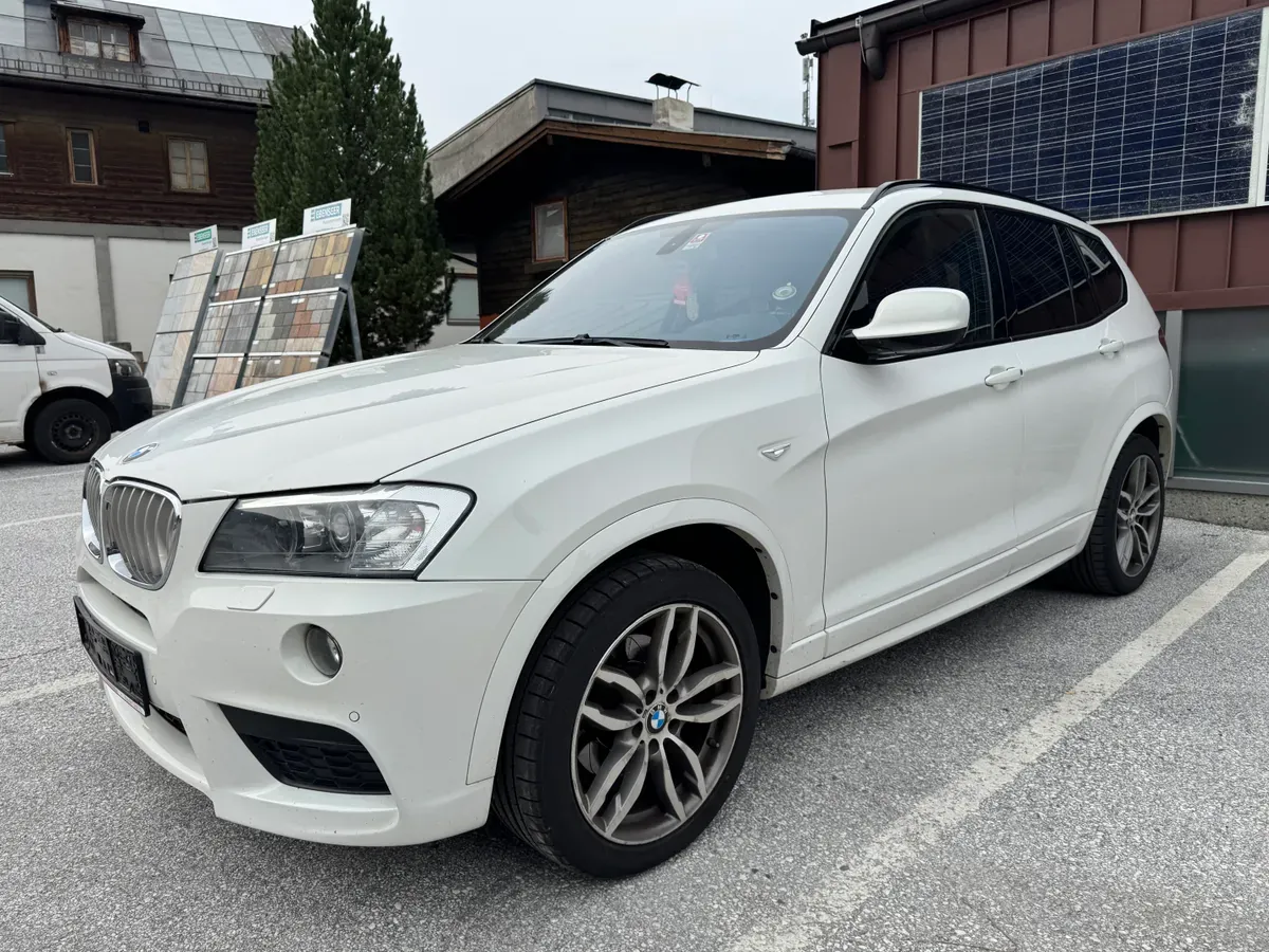 BMW X3 2012 photo 2