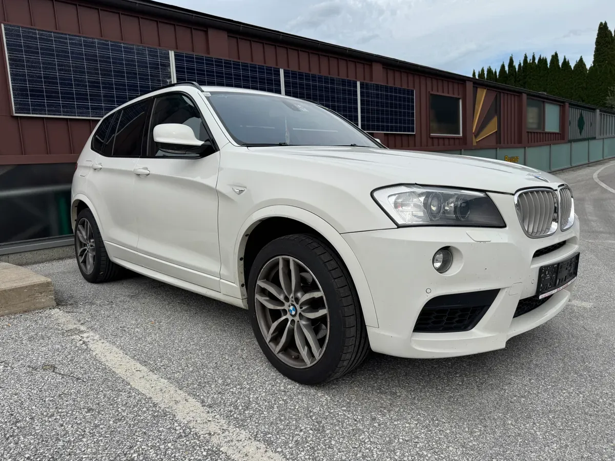 BMW X3 2012 photo 3