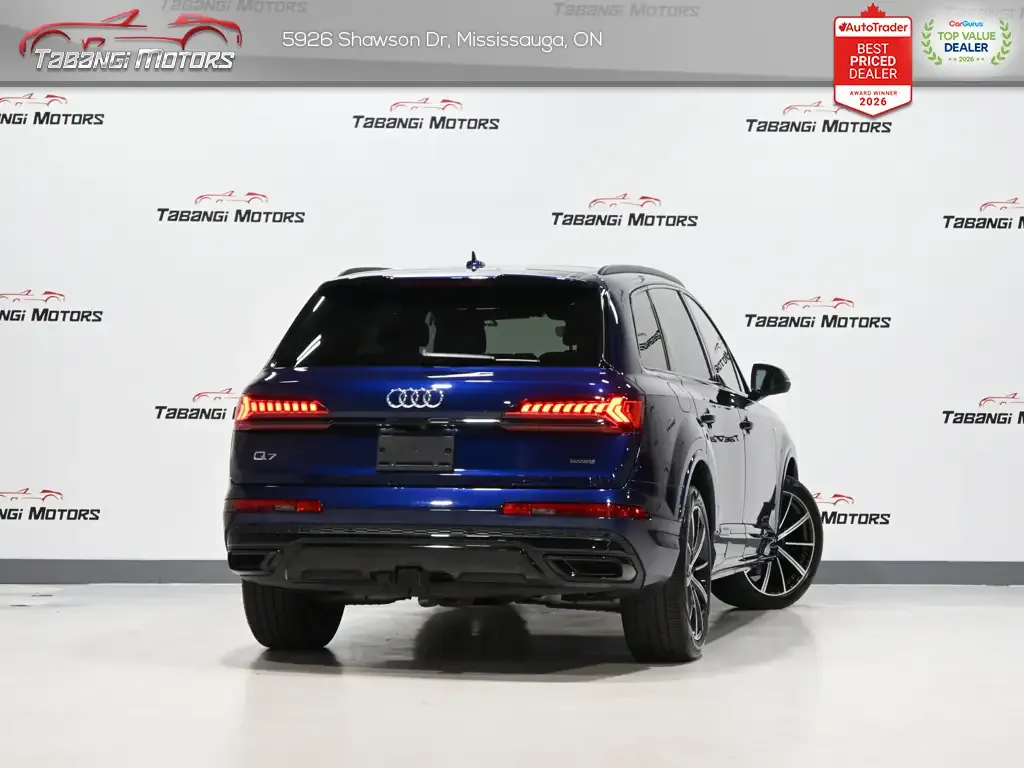 Audi Q7 2022 photo 2
