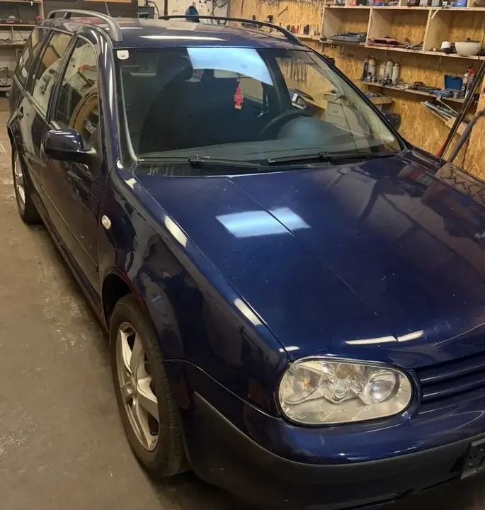 Volkswagen Golf 2002 photo 3