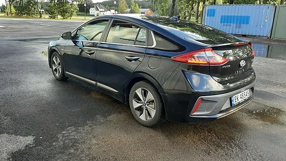 Hyundai Ioniq 2017 photo 2