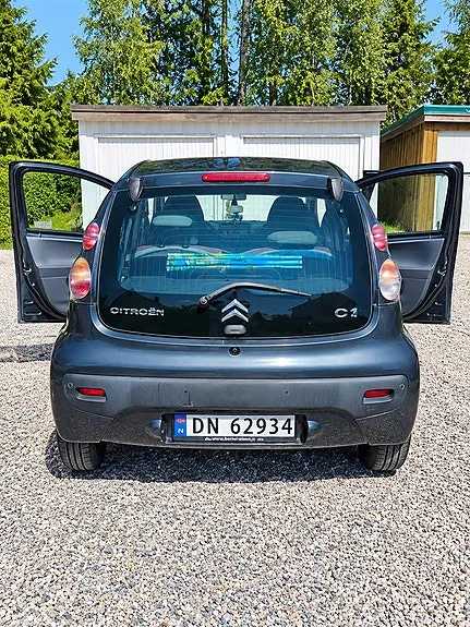 Citroen C1 2011 photo 2