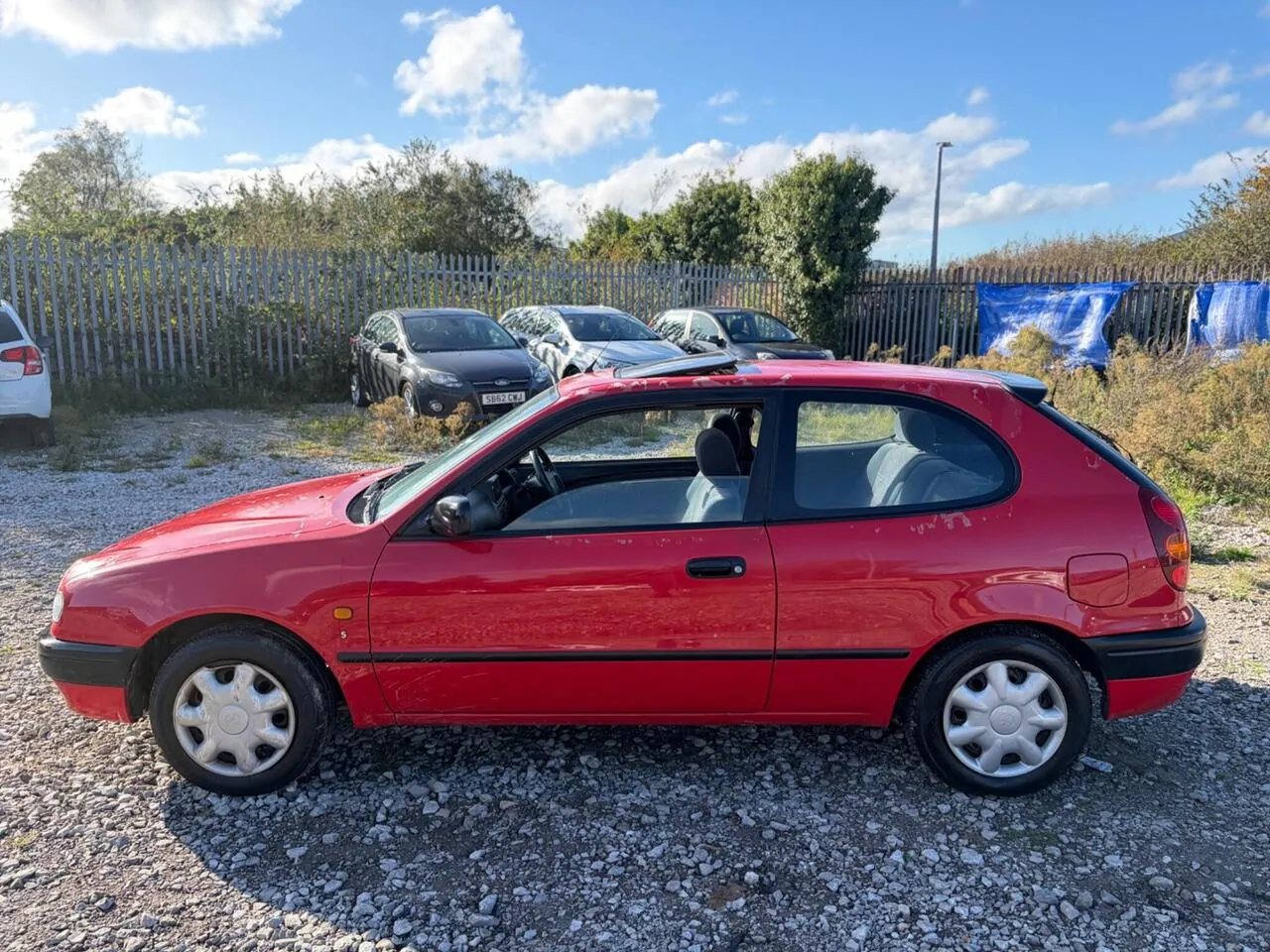 Toyota Corolla 1999 photo 4