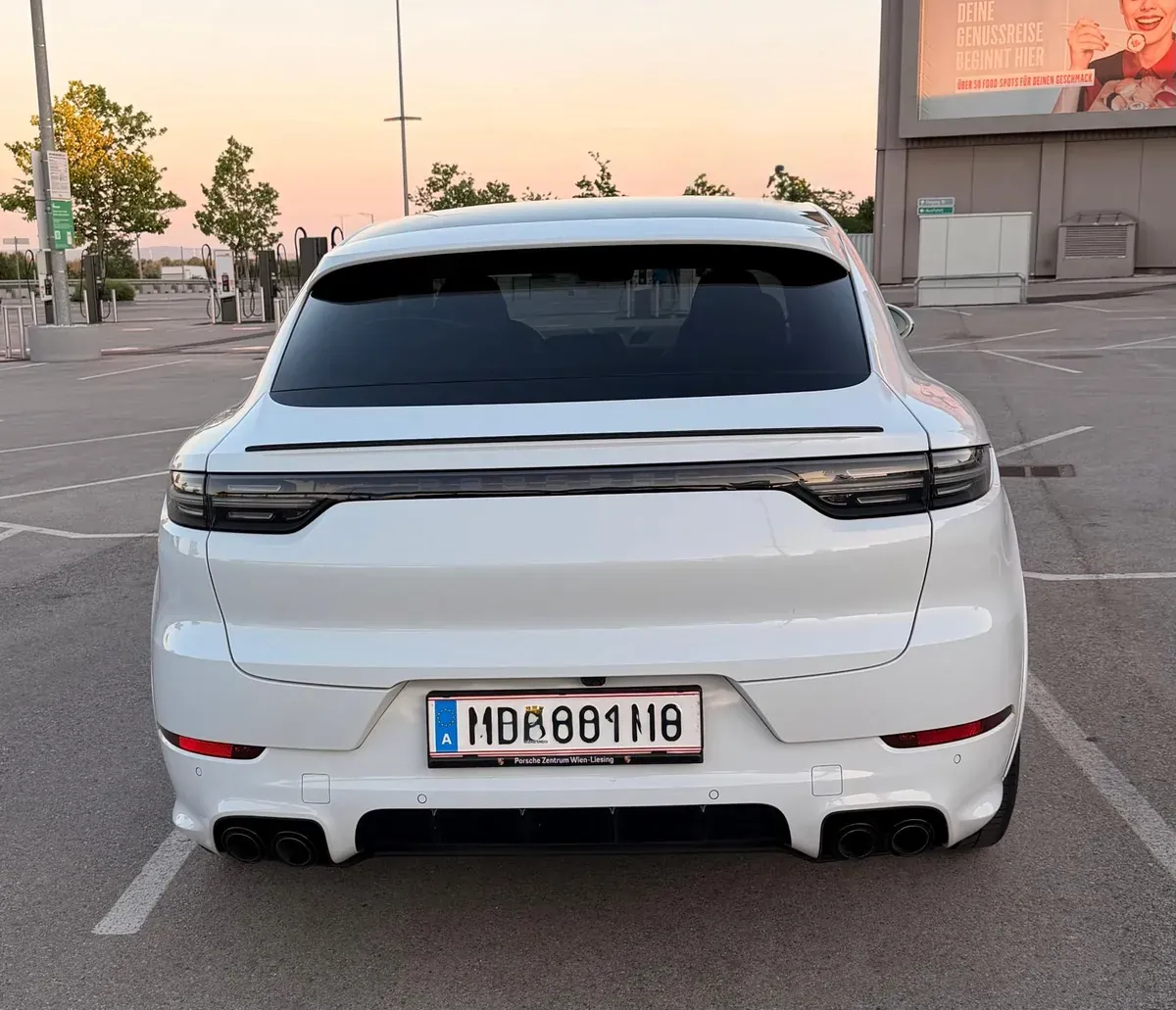 Porsche Cayenne 2023 photo 3