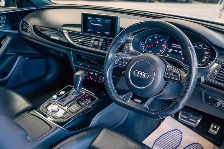 Audi A6 Avant 2017 photo 2