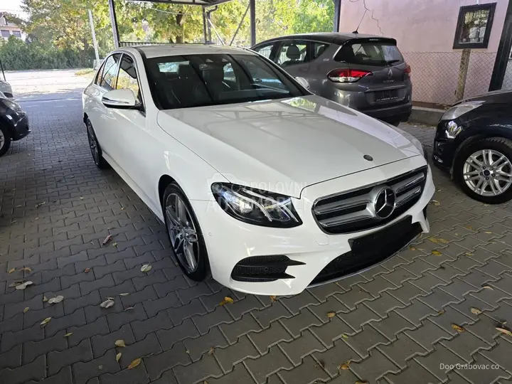 Mercedes-Benz E 220 2017 photo 5