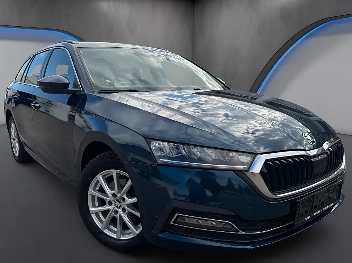 Skoda Octavia 2021 photo 3
