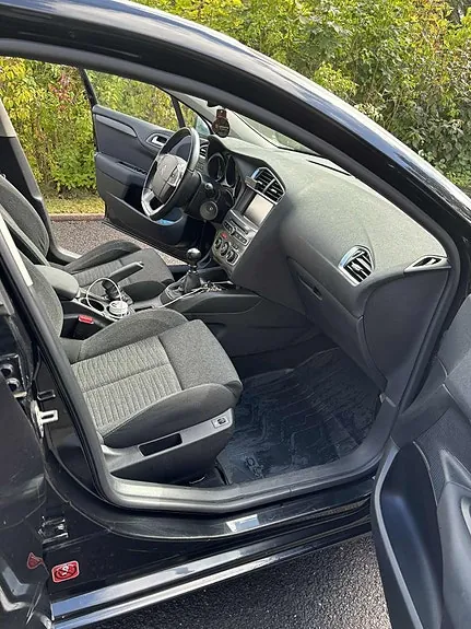 Citroen C4 2016 photo 2