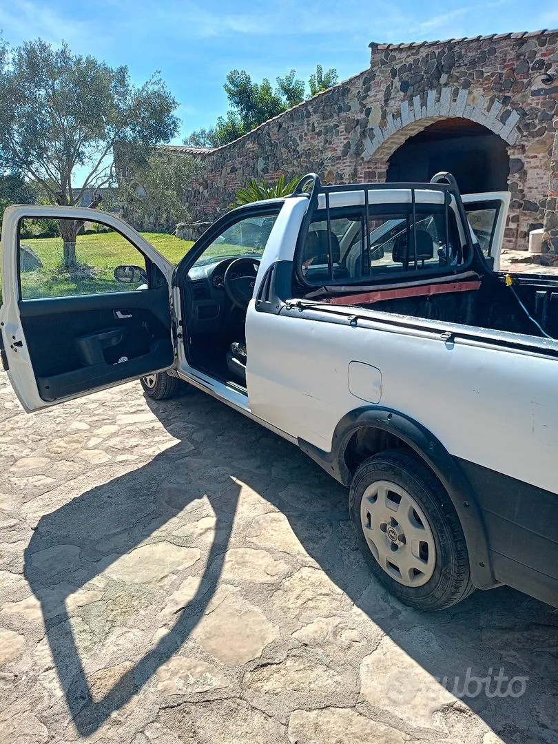Fiat Strada 2007 photo 4