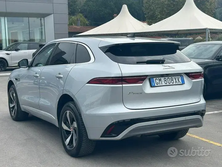 Jaguar F-Pace 2023 photo 4
