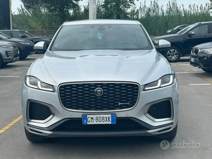 Jaguar F-Pace