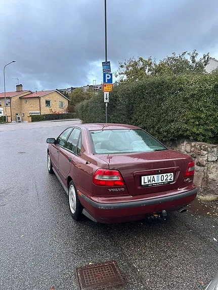 Volvo S40 1998 photo 3