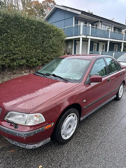 Volvo S40 1998 photo 4