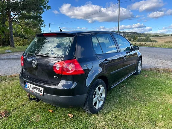Volkswagen Golf V