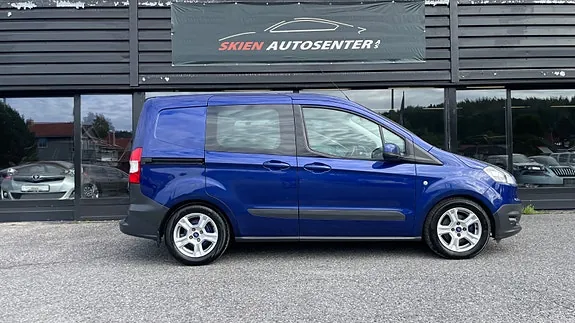 Ford Transit Courier 2016 photo 3