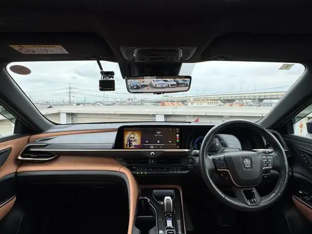 Toyota Crown Sport Z 2024 photo 3