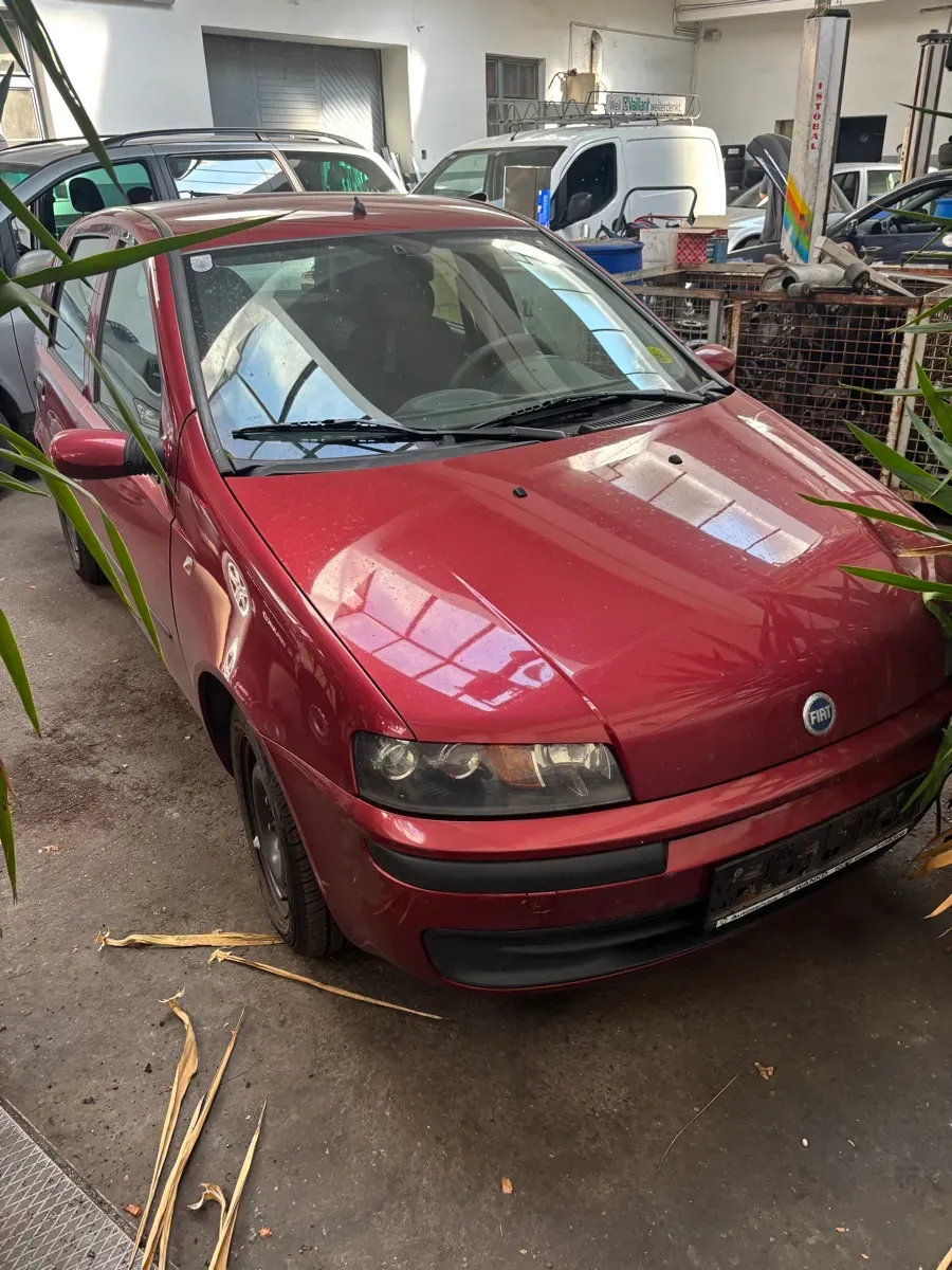 Fiat Punto 2002 photo 3