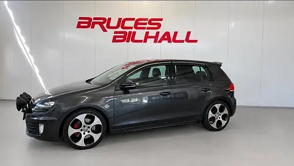 Volkswagen Golf 2011 photo 4