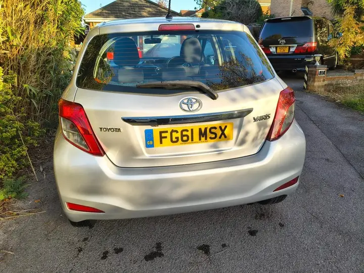 Toyota Yaris 2011 photo 5
