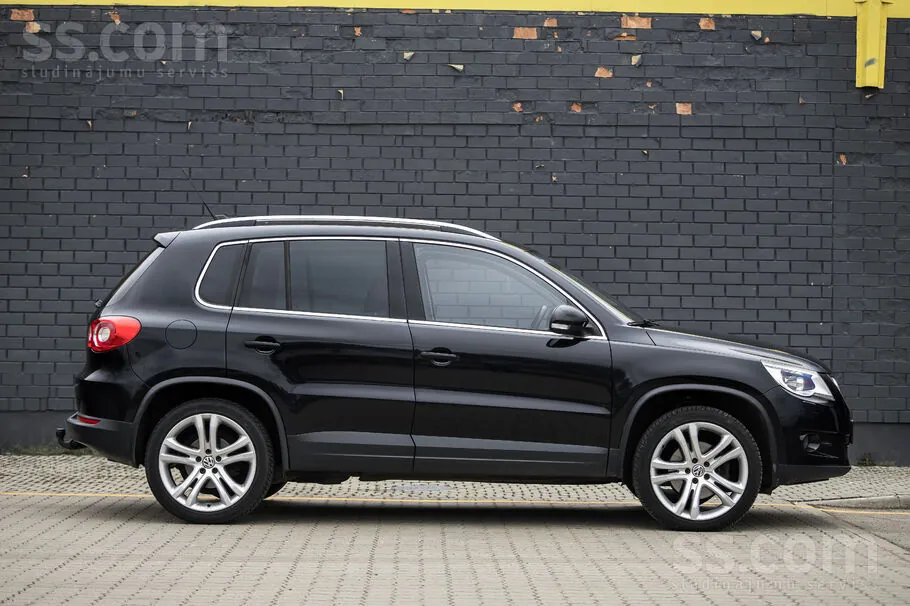 Volkswagen Tiguan 2010 photo 2