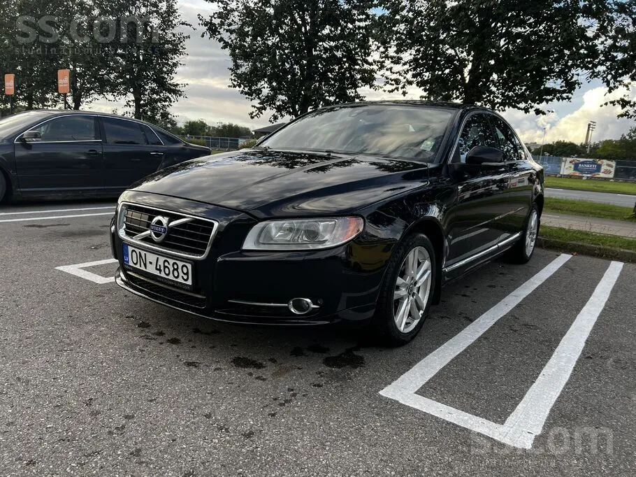Volvo S80 2012 photo 2
