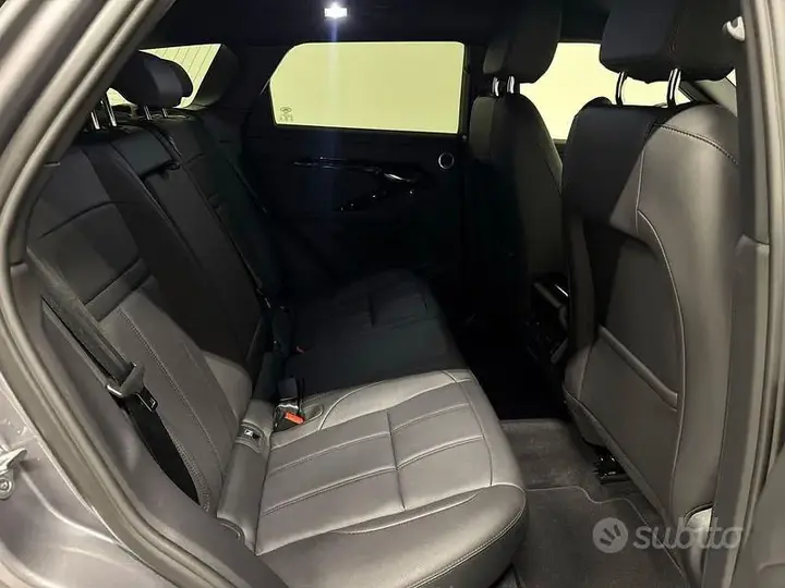 Land Rover Evoque 2025 photo 5