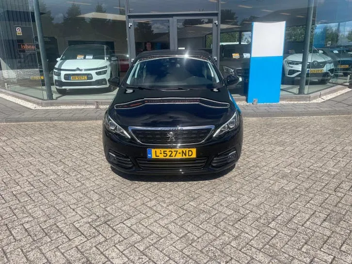 Peugeot 308 2021 photo 3