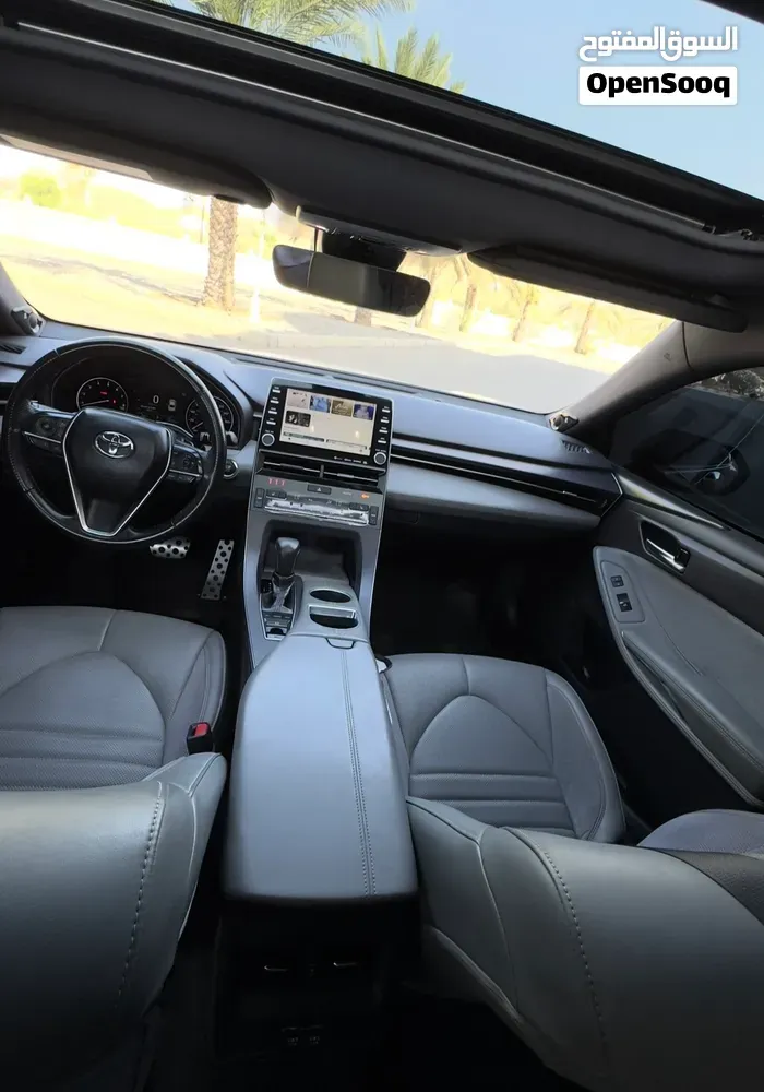 Toyota Avalon 2019 photo 3