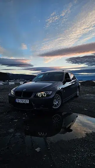 BMW 318D 2008 photo 2