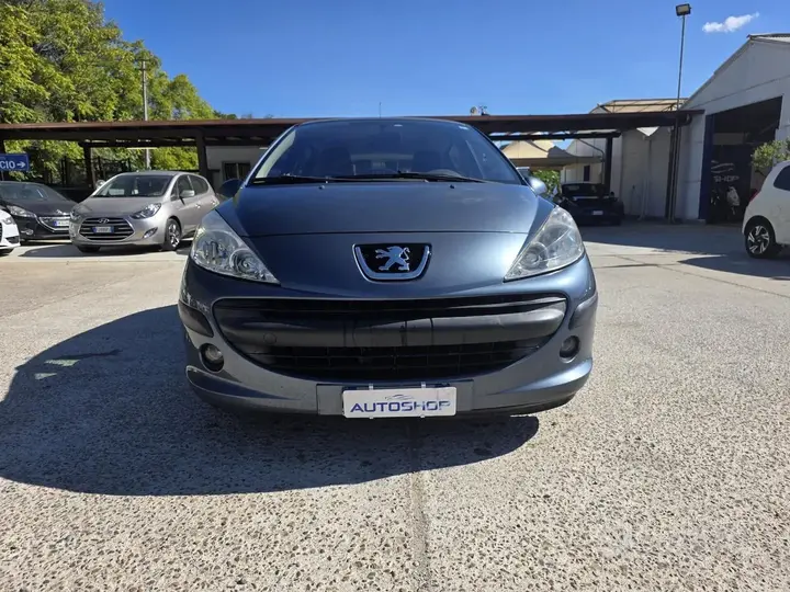 Peugeot 207 2007 photo 2
