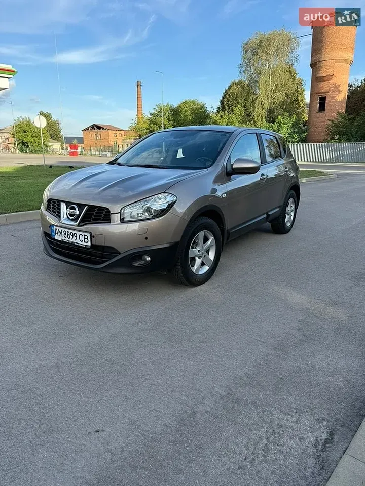 Nissan Qashqai 2013 photo 2