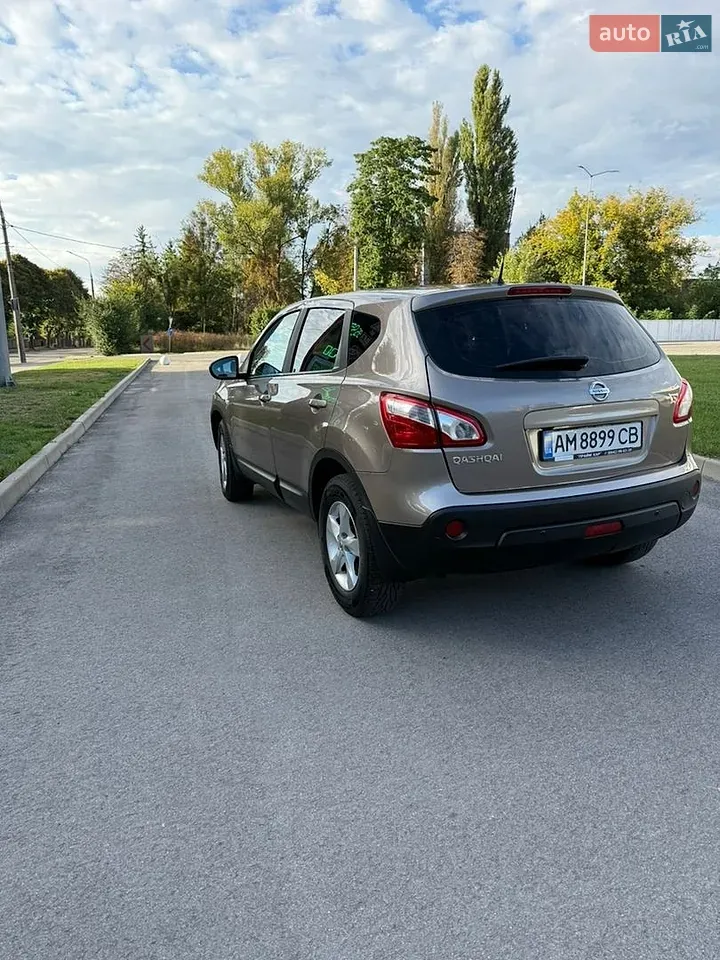 Nissan Qashqai 2013 photo 4