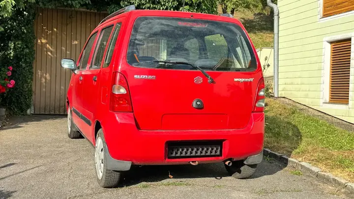 Suzuki Wagon R 2004 photo 3