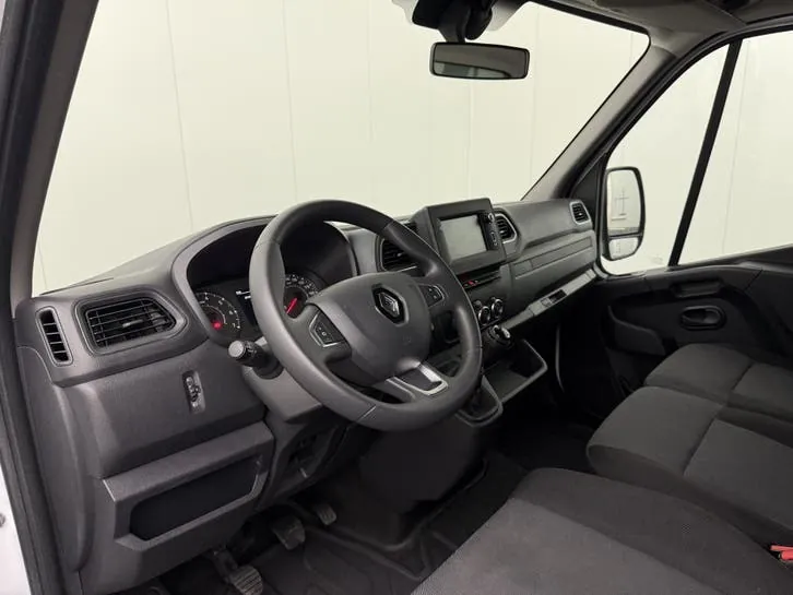Renault Master 2023 photo 3