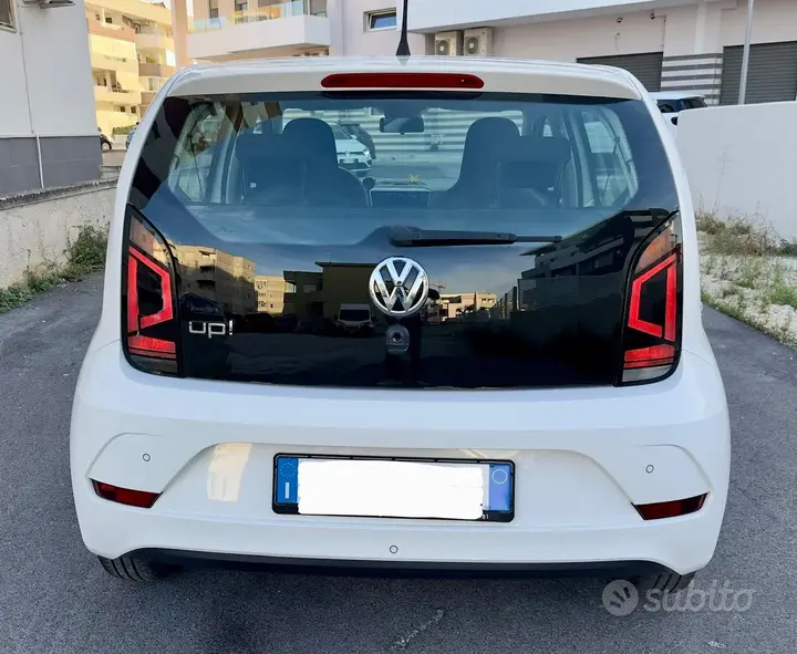 Volkswagen Up 2017 photo 5