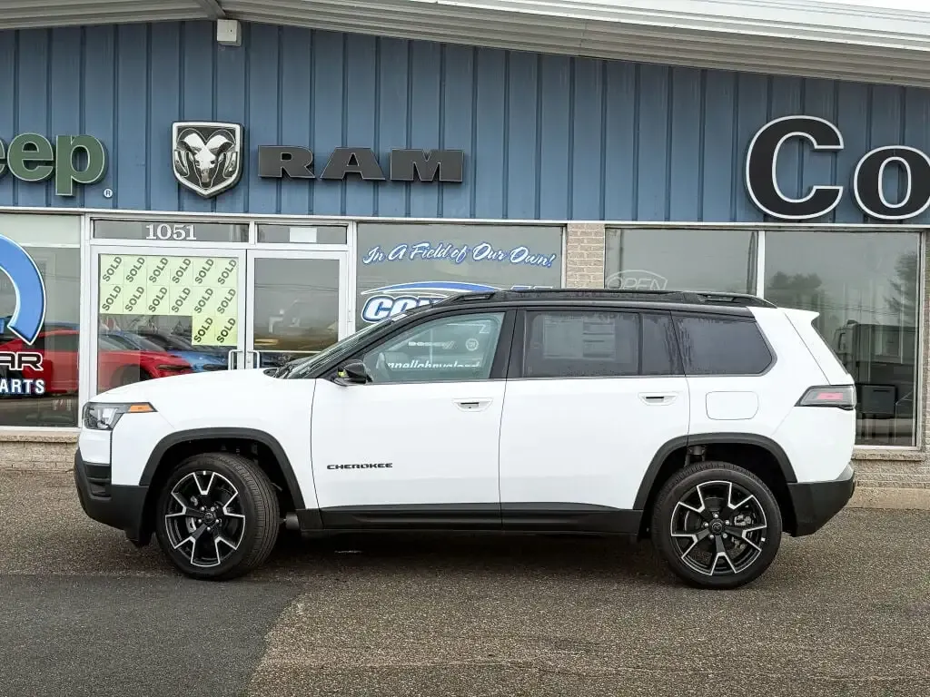 Jeep Cherokee 2026 photo 2